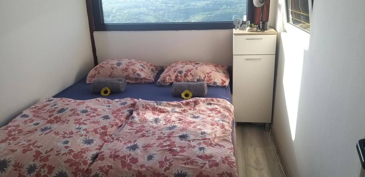 Apartma Matjaz Apartment *